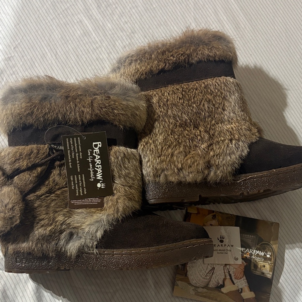 Retro BearPaw Tama Women’s Winter Chocolate Suede and Rabbit Fur Boots
